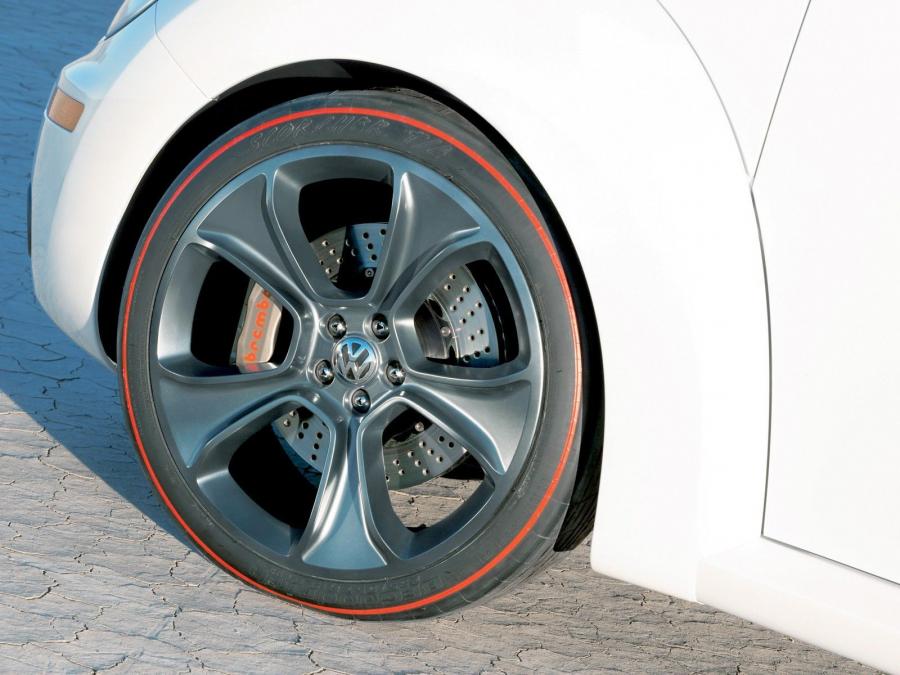 Volkswagen New Beetle Ragster Concept 2003 года  (фото 10 из 22)